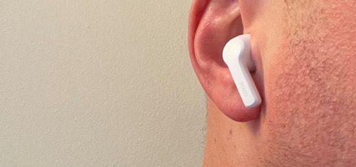 Little White Earbuds Review: The Best Budget-Friendly Earbuds You Can Buy