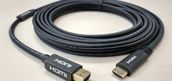 kind of cable for transmitting audio and video