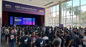 Attendees networking at AWS Community Day Bolivia 2026 in Santa Cruz de la Sierra